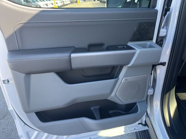 2025 Ford F-150 Lightning Flash™