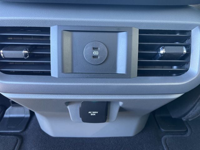 2025 Ford F-150 Lightning Flash™