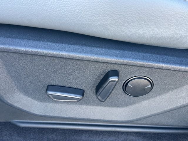 2025 Ford F-150 Lightning Flash™