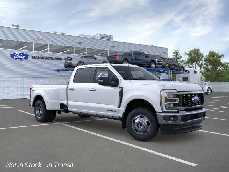 2026 Ford Super Duty F-350® Lariat®