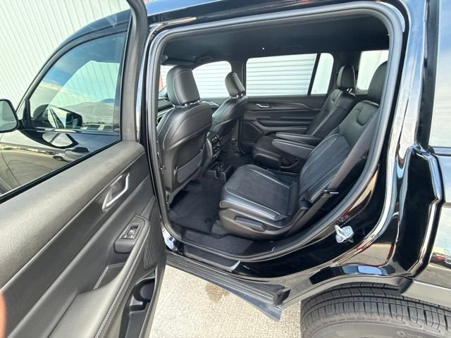 2024 Jeep Grand Cherokee L Altitude 4x2
