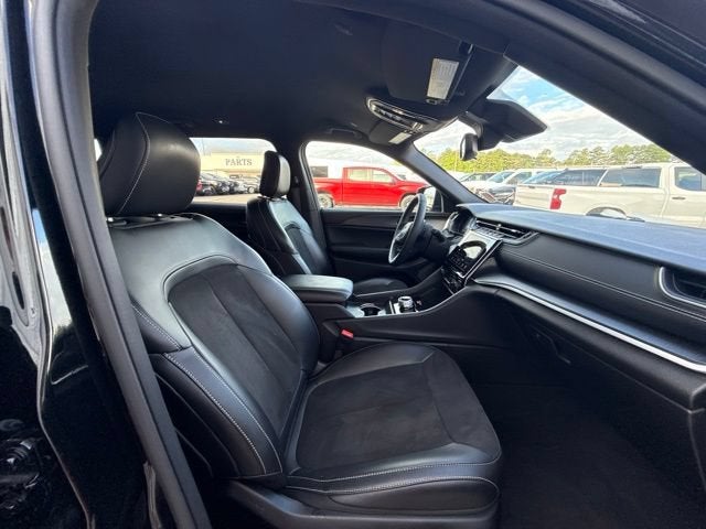 2024 Jeep Grand Cherokee L Altitude 4x2
