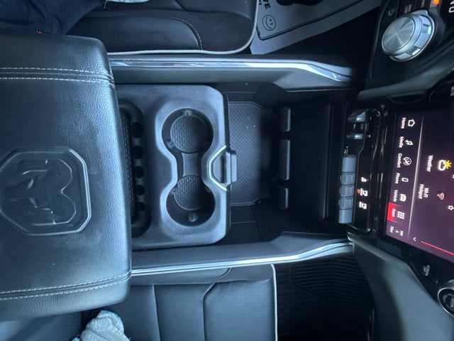 2025 RAM 1500 Laramie Crew Cab 4x4 5'7" Box