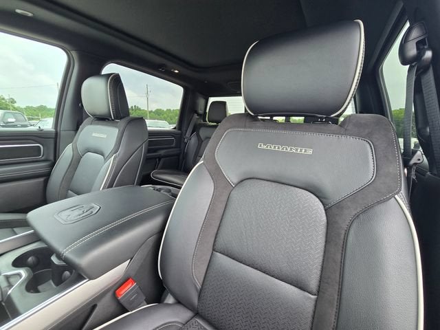 2025 RAM 1500 Laramie Crew Cab 4x4 5'7" Box