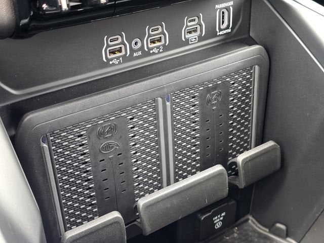 2025 RAM 1500 Laramie Crew Cab 4x4 5'7" Box