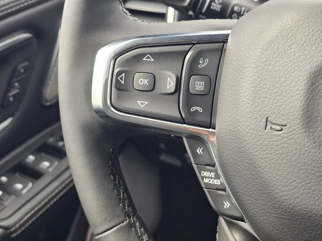 2025 RAM 1500 Laramie Crew Cab 4x4 5'7" Box