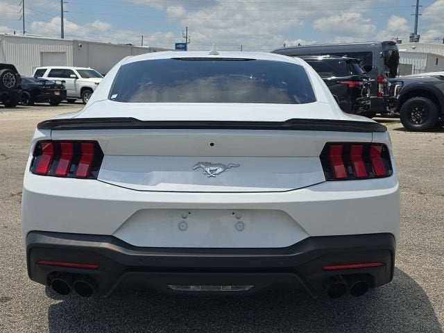 2025 Ford Mustang EcoBoost Fastback