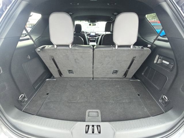 2024 Ford Explorer ST-Line