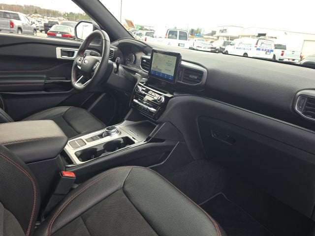 2024 Ford Explorer ST-Line