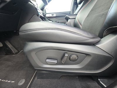2024 Ford Explorer ST-Line