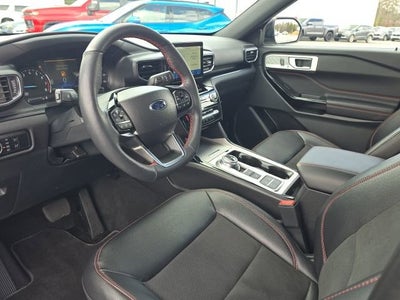 2024 Ford Explorer ST-Line