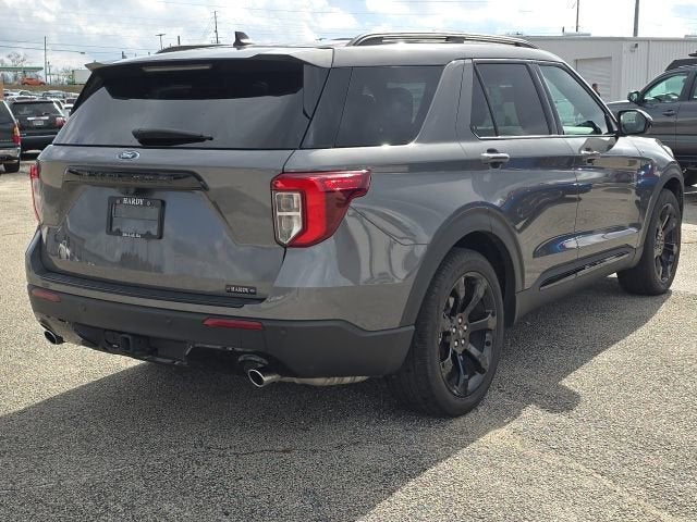2024 Ford Explorer ST-Line