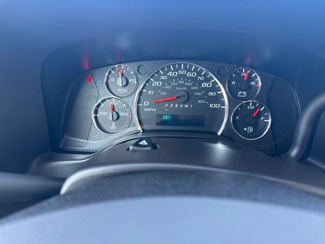 2025 Chevrolet Express Passenger 1LS