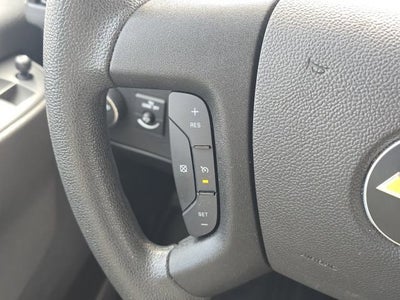 2025 Chevrolet Express Passenger 3500 1LS