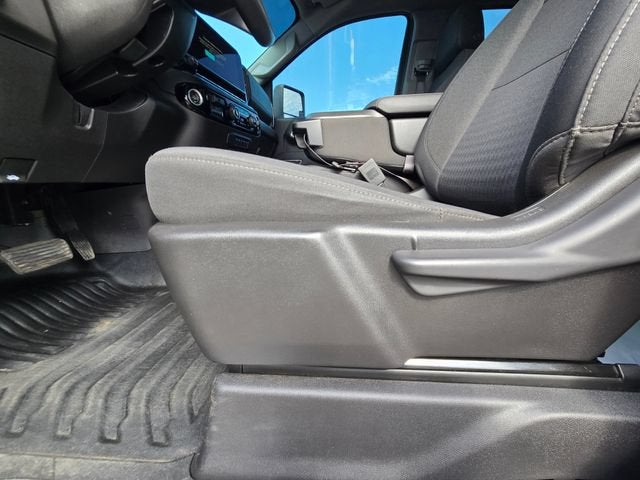 2024 Chevrolet Silverado 3500 HD Chassis Cab LT