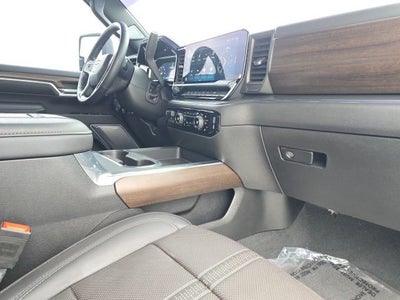2025 Chevrolet Silverado 3500 HD High Country DRW