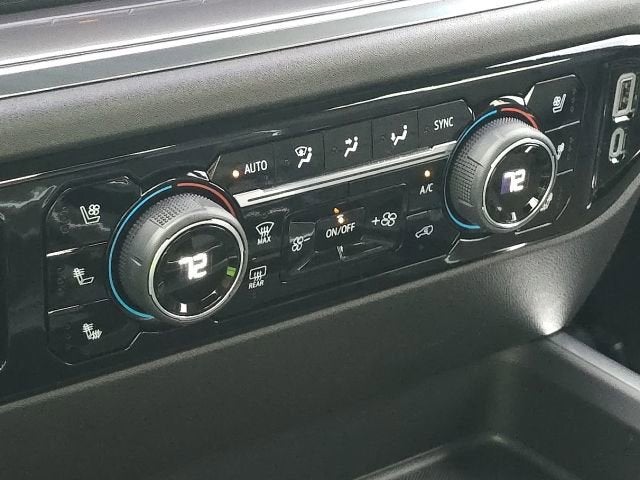 2025 Chevrolet Silverado 3500 HD High Country DRW