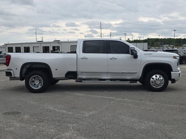 2025 Chevrolet Silverado 3500 HD High Country DRW