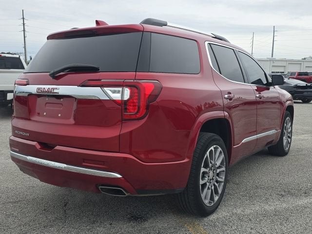 2023 GMC Acadia Denali