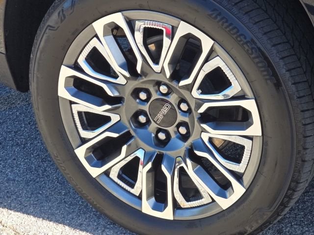 2024 GMC Yukon Denali Ultimate