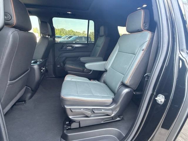2025 GMC Yukon XL AT4