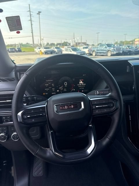 2025 GMC Yukon XL AT4