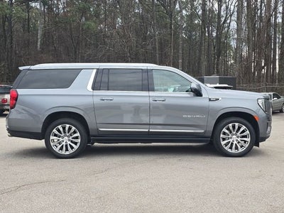 2022 GMC Yukon XL Denali