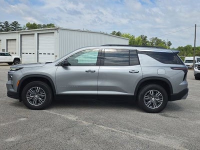2024 Chevrolet Traverse LT
