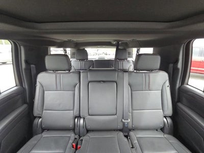 2023 Chevrolet Suburban RST