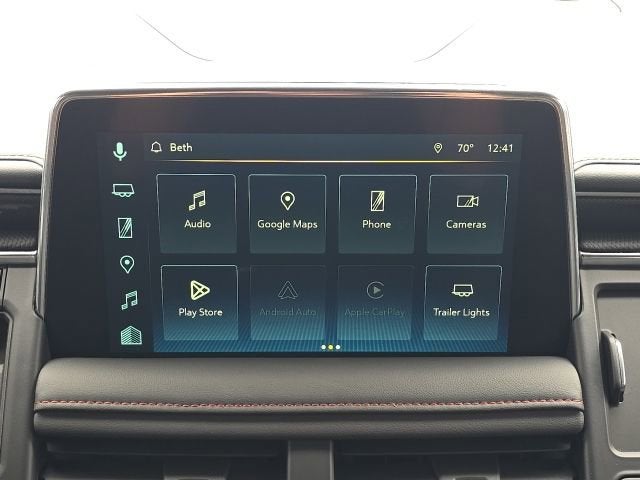 2023 Chevrolet Suburban RST