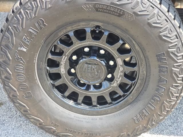 2024 GMC Sierra 2500 HD AT4X