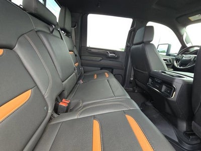 2025 GMC Sierra 2500 HD AT4