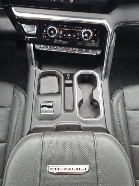 2025 GMC Sierra 2500 HD Denali