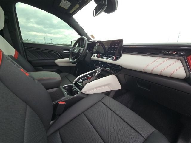 2023 GMC Canyon AT4X