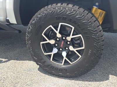 2024 GMC Canyon AT4X