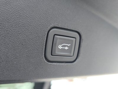 2024 Cadillac LYRIQ Luxury 1