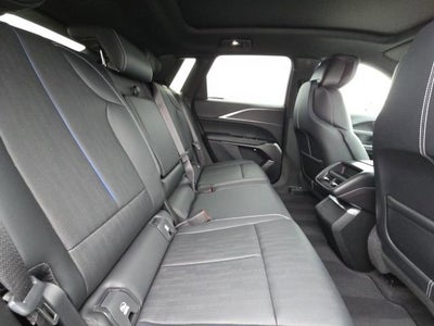 2024 Cadillac LYRIQ Luxury 1