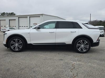 2024 Cadillac LYRIQ Luxury 1