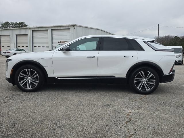 2024 Cadillac LYRIQ Luxury 1