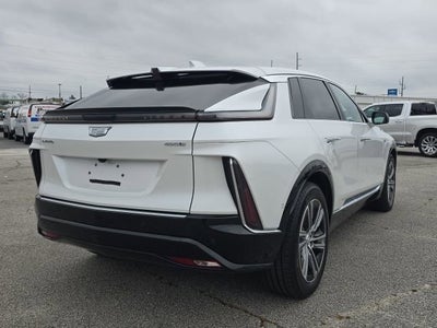 2024 Cadillac LYRIQ Luxury 1