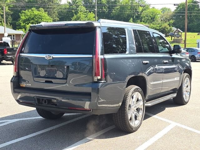2020 Cadillac Escalade Luxury