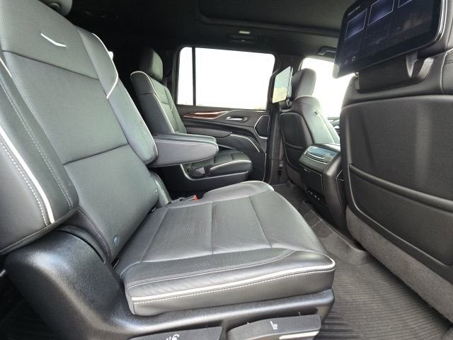 2024 Cadillac Escalade ESV Premium Luxury