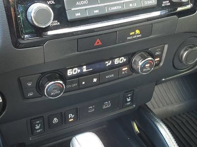 2022 Nissan Frontier Crew Cab PRO-4X 4x4