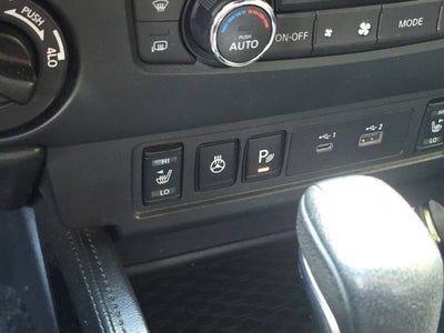 2022 Nissan Frontier Crew Cab PRO-4X 4x4