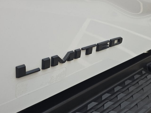 2022 RAM 2500 Limited Crew Cab 4x4 6'4" Box