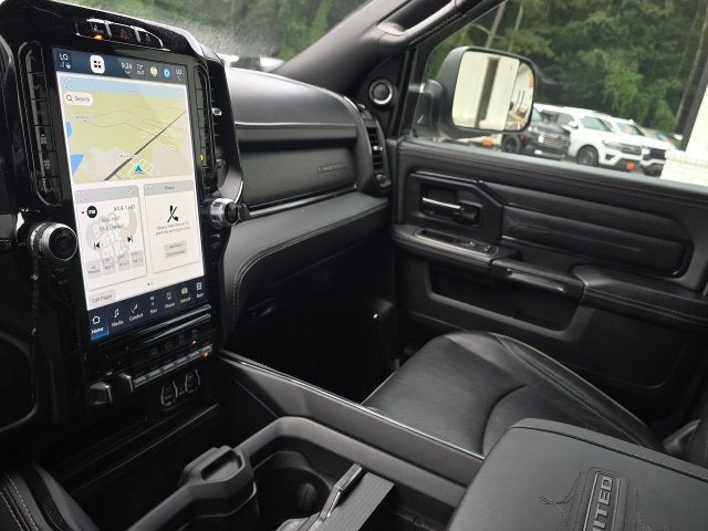 2022 RAM 2500 Limited Crew Cab 4x4 6'4" Box