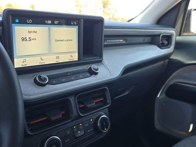 2023 Ford Maverick XL