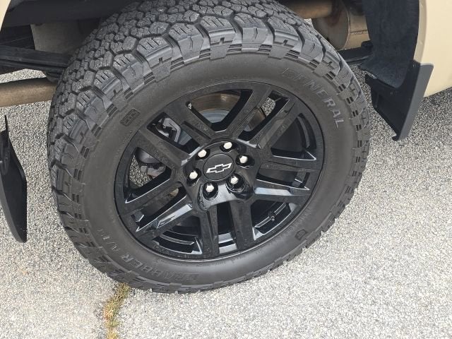 2022 Chevrolet Silverado 1500 Custom Trail Boss