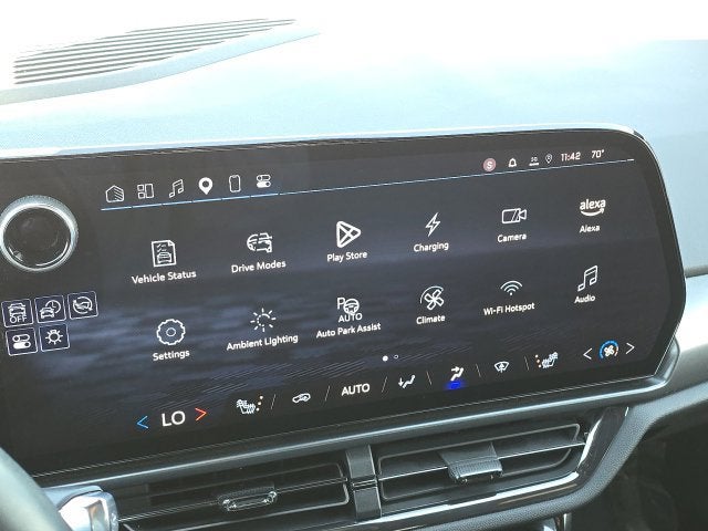 2024 Chevrolet Equinox EV Launch Edition - Photo 32