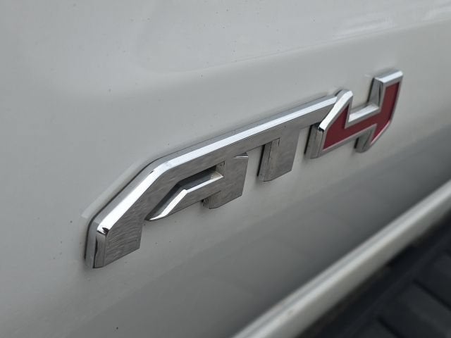 2022 GMC Sierra 1500 Limited AT4